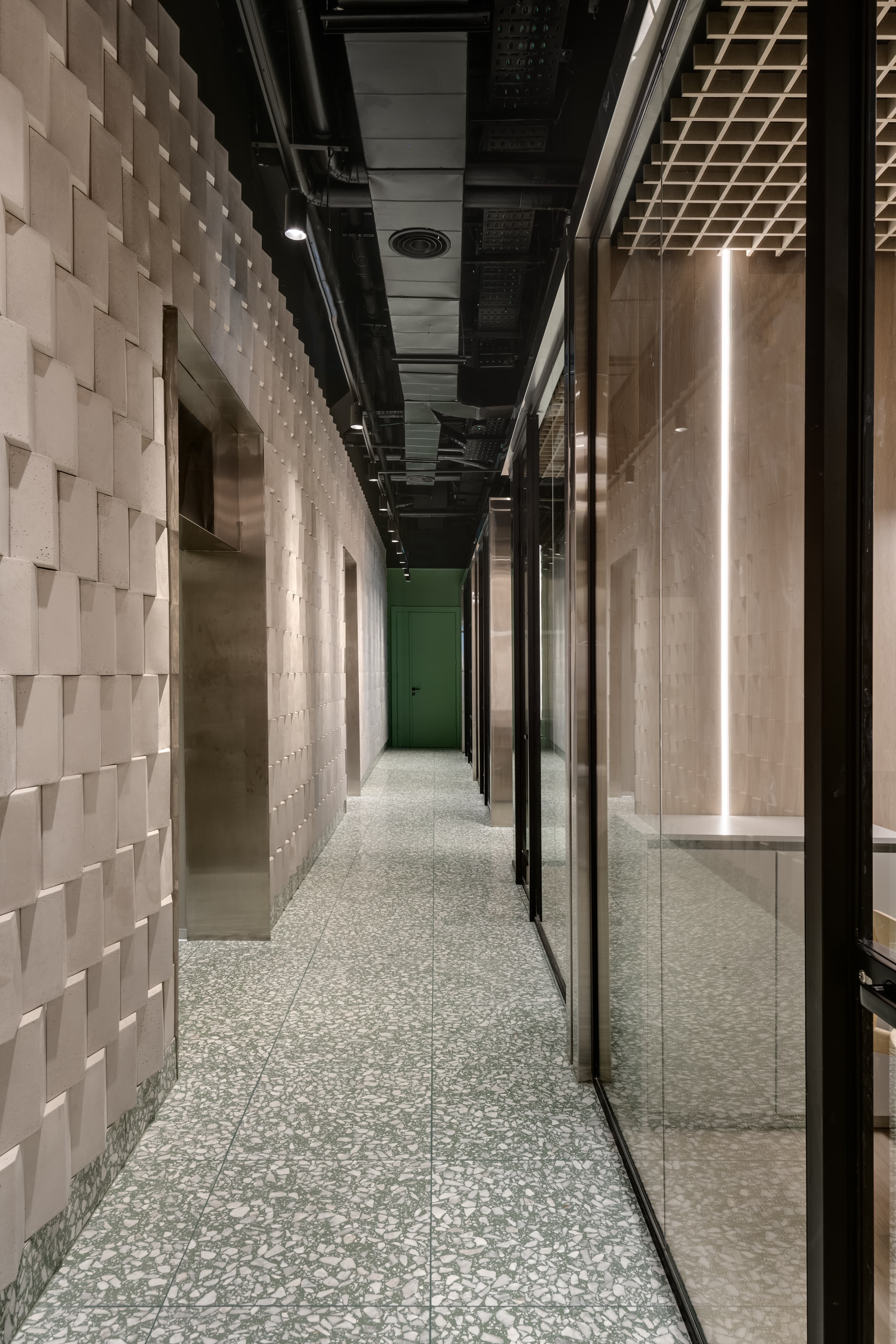 Tel Ad Office — kitchen with daylight