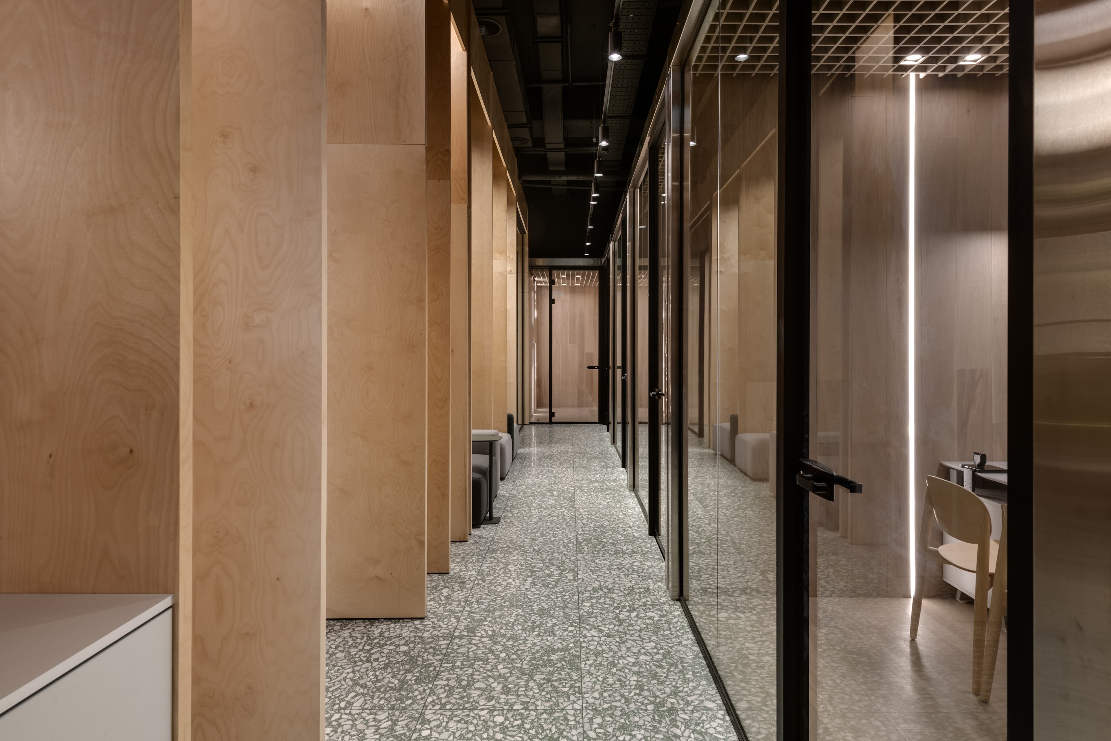 Tel Ad Office — full space view