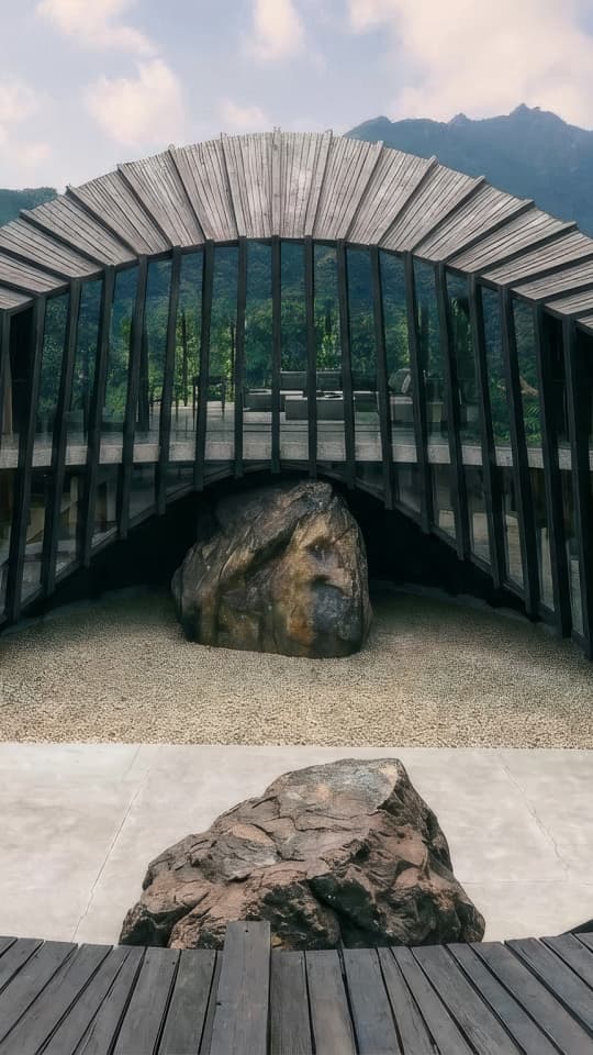 Loop House