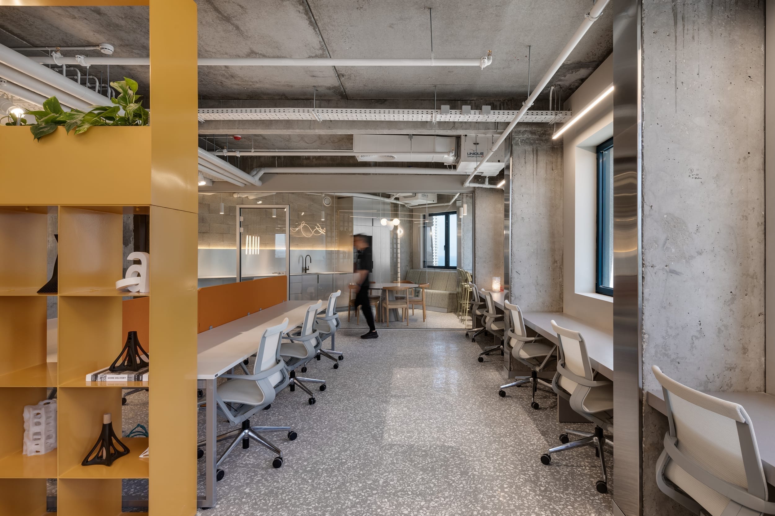 LYN Tower — open workspace landscape