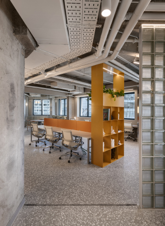 LYN Tower Office